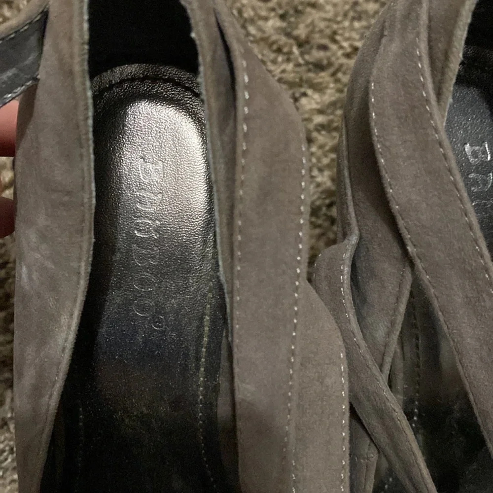 Wedges - Picture 2 of 6